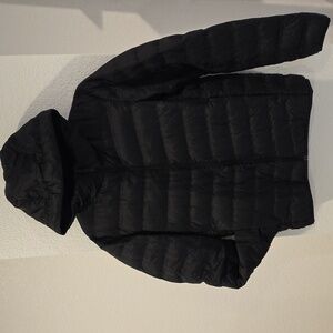 Uniqlo Men's Black Puffer Jacket